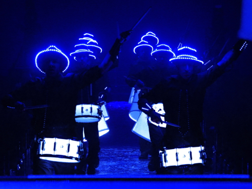 LED DRUMMERS! The new premium show by SANOSTRA